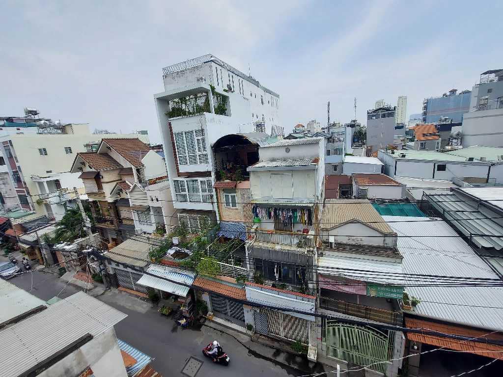 Nhà Đang Ở Cần Bán  / 5 Nguyễn Thị Thập . P bình thuận . Q7