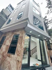 Quan Nhân - Nhà đẹp 2 mặt thoáng - Ô tô đỗ cửa