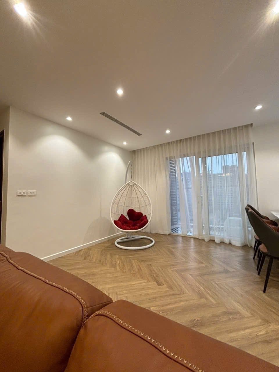 Bán nhà Thanh Trì, vừa ở vừa cho thuê, 3 tầng full nội thất