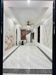 Bán Nhà Phố Trạm-10m ra ngõ ô tô - nhà mới đẹp 5 tầng full nội thất