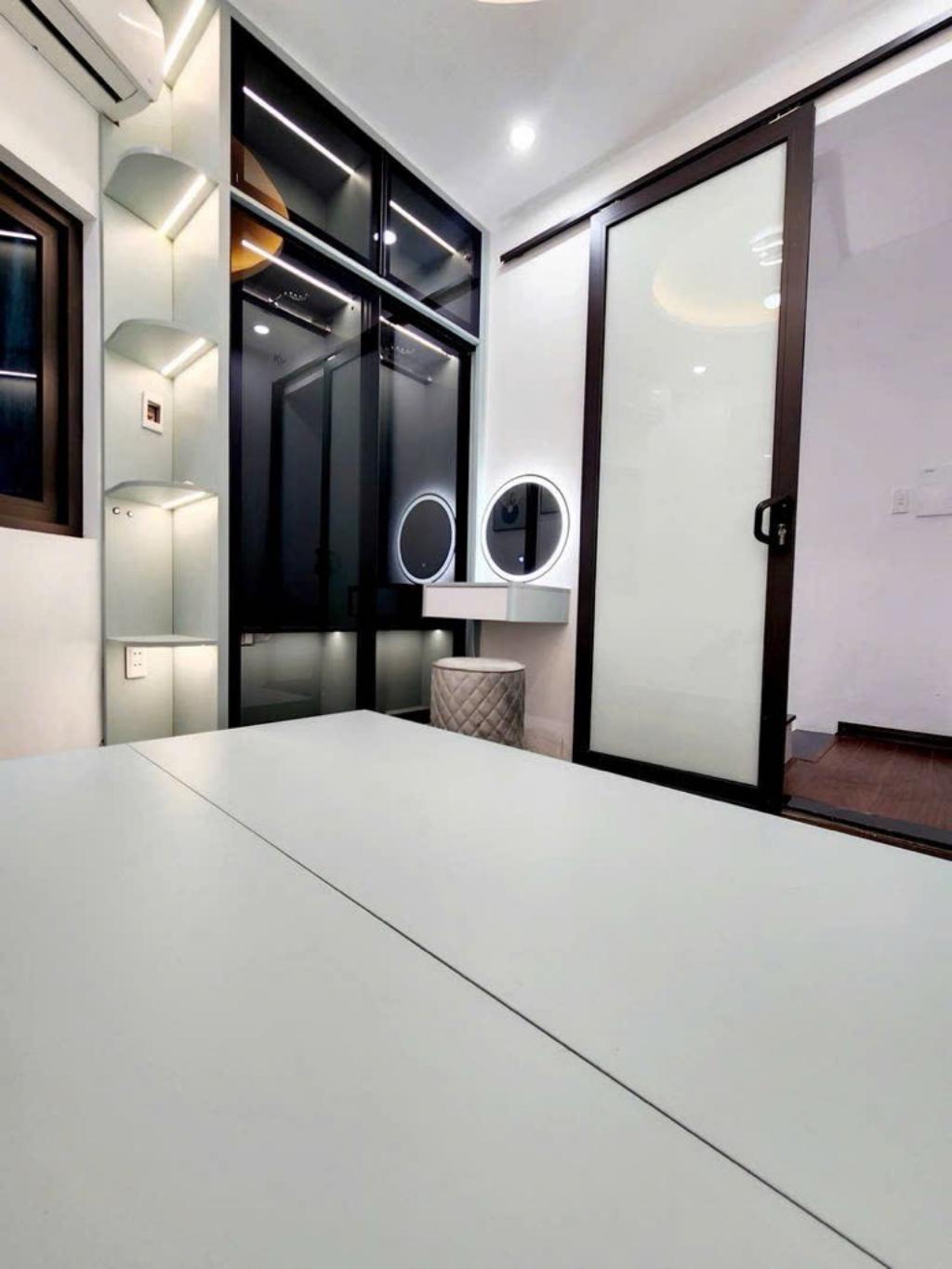 6.7 TỶ - KHÂM THIÊN – 33M – 4 TẦNG – FULL NỘI THẤT – VÀI BƯỚC RA Ô TÔ TRÁNH
