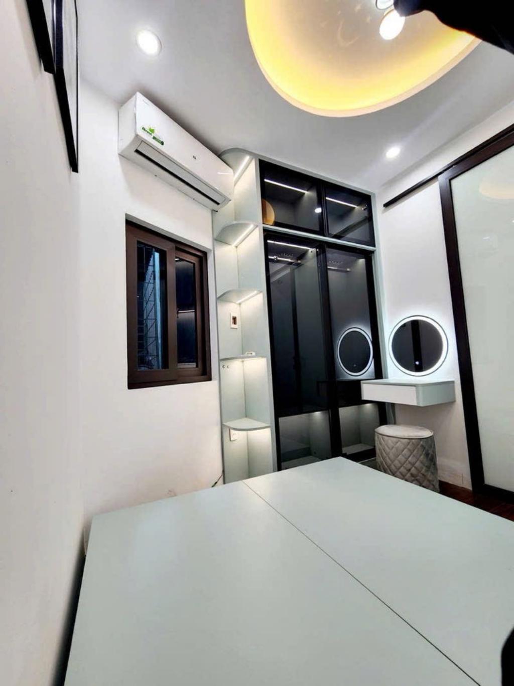 6.7 TỶ - KHÂM THIÊN – 33M – 4 TẦNG – FULL NỘI THẤT – VÀI BƯỚC RA Ô TÔ TRÁNH