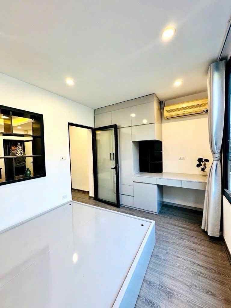 TẬP THỂ PHƯƠNG MAI 46m2 – 2.95 TỶ- TẦNG 3 - LÔ GÓC VÀI BƯỚC RA PHỐ - GẦN TRƯỜNG, CHỢ NGAY DƯỚI CHÂN