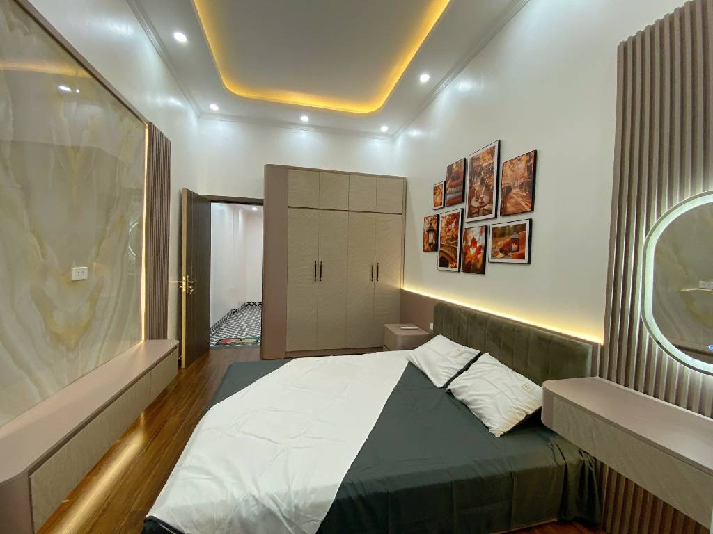 Bán nhà phố Khương Trung, Thanh Xuân, 10m ra mặt phố, 6.5 tỷ, sổ đỏ chính chủ