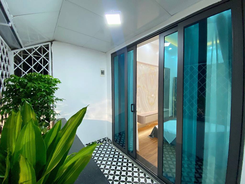Bán nhà phố Khương Trung, Thanh Xuân, 10m ra mặt phố, 6.5 tỷ, sổ đỏ chính chủ