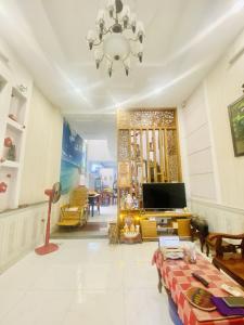 RẺ ĐẸP KHU VỰC, HẺM NHỰA KHU PHÂN LÔ, 71M2, 4 TẦNG, CHỈ HƠN 7 ĐỒNG.