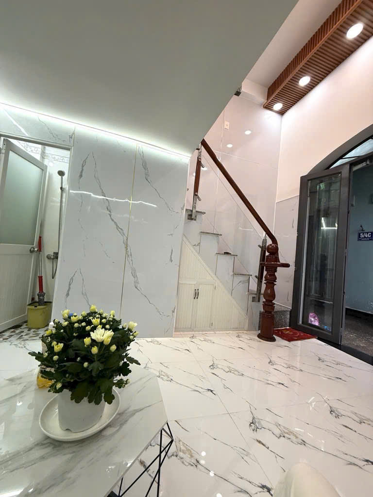 Bán nhà đẹp đường 99, P.Phước Long A, Q.9. Giá 2,750 tỷ (3PN, 3WC, 4 tầng)