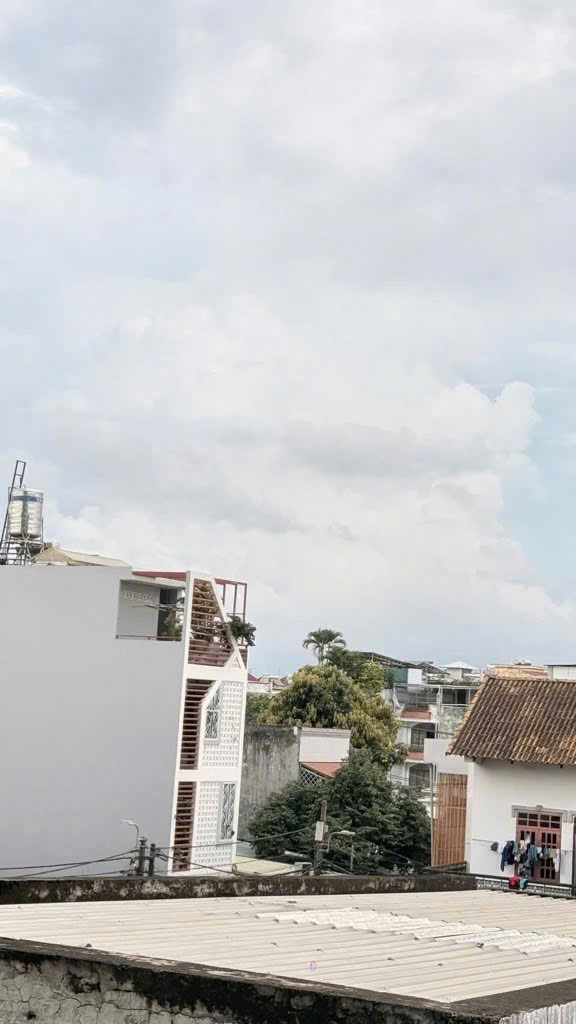 Bán nhà đẹp đường 99, P.Phước Long A, Q.9. Giá 2,750 tỷ (3PN, 3WC, 4 tầng)