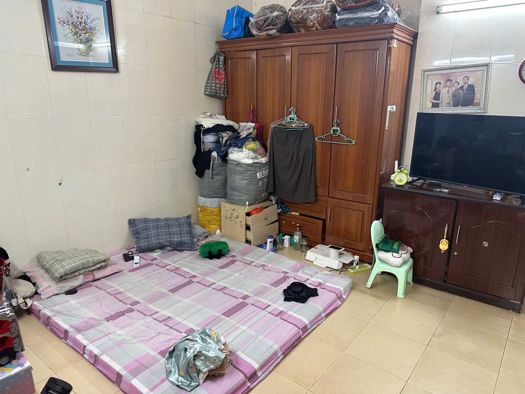 BÁN NHÀ MẶT PHỐ TRẦN QUÝ CÁP, ĐỐNG ĐA, KINH DOANH SẦM UẤT GIÁ NHỈNH 5 TỶ.