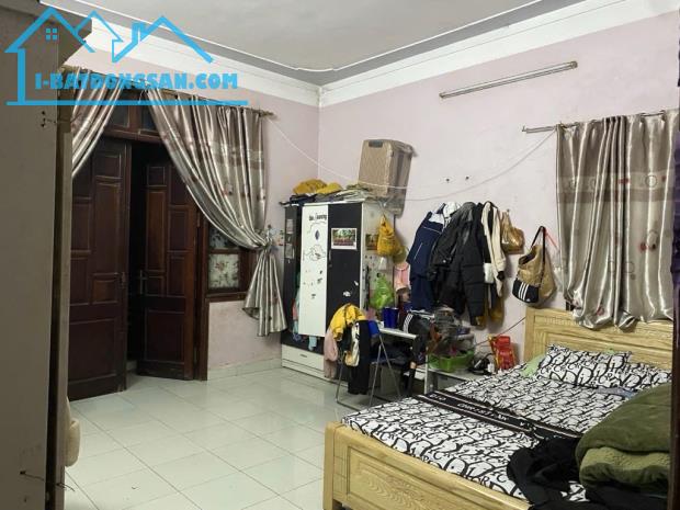 Bán gấp nhà ở Phú Diễn, nhà cao cửa rộng, 56m2, nhỉnh 5 tỷ