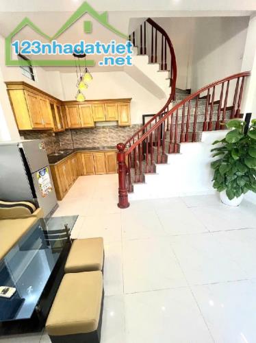 Cần bán nhanh nhà yên nghĩa, lô góc 3 mặt thoáng, 30m2, 5 tỷ