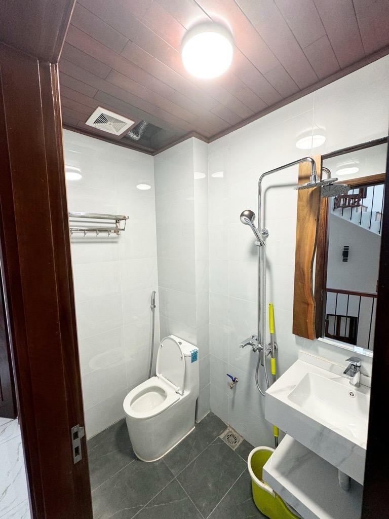 Bán Nhà Khương Trung - 50m², 4 Tầng, Không Gian Thoáng Đẹp, Giá 9.95 Tỷ