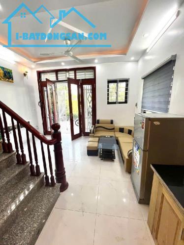 Bán nhà 4 tầng dân xây đường Hòa bình, Yên Nghĩa, Hà Đông