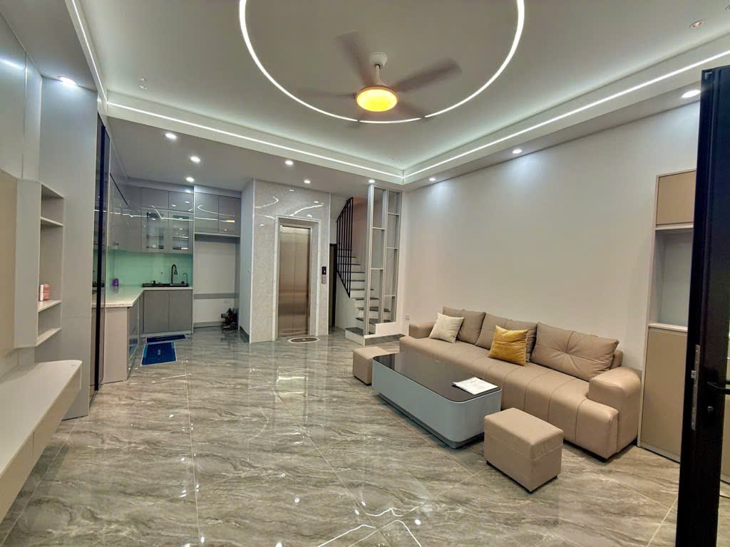 ĐẠI TỪ, HOÀNG MAI - MẶT TIỀN 4.5M – Ô TÔ TRÁNH - 5 TẦNG THANG MÁY - NGÕ NÔNG, THÔNG TỨ PHÍA - 20M RA KHU ĐÔ THỊ ĐẠI KIM - NỘI THẤT FULL CAO CẤP