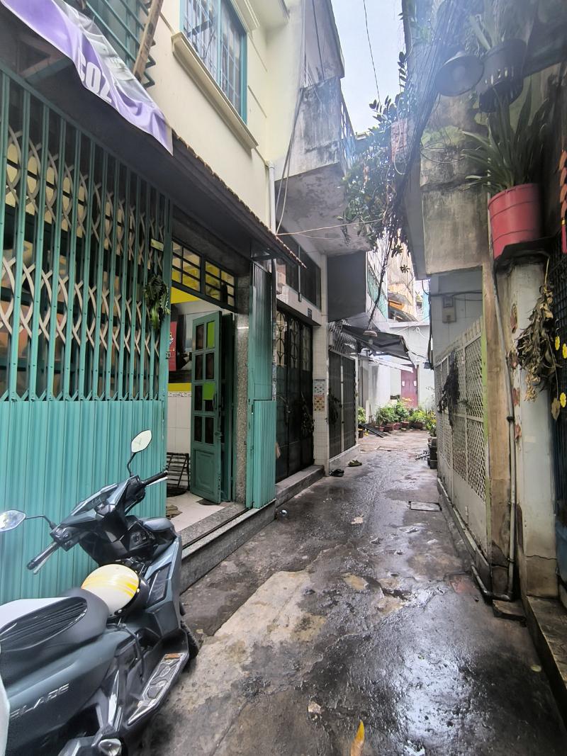Ngô Gia Tự - 3 Tầng ( 5x8) 2pn 3wc