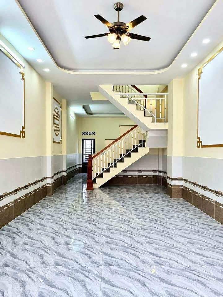 BÁN NHÀ ĐẸP - CÁCH XE TẢI TRÁNH 10M - CHỈ NHỈNH 7 TỶ