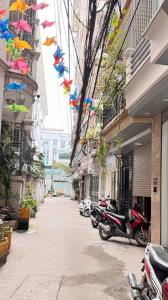 Bán nhà Miếu Đầm đỗ đức dục 38m2 giá nhỉnh 8tỷ