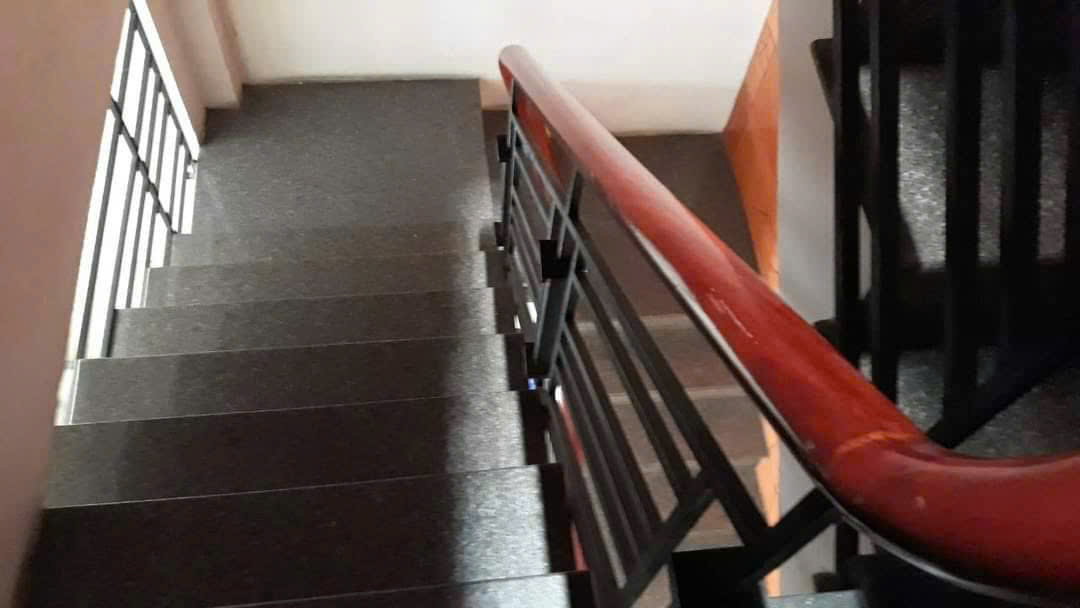 NHÀ ĐẸP 5 TẦNG – 7 PHÒNG NGỦ – HẺM XE TẢI – Ô TÔ VÀO NHÀ