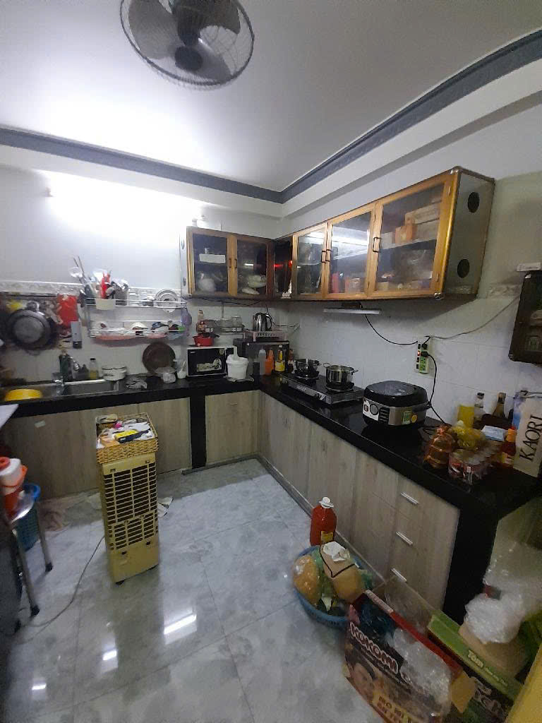 7 tỷ nhà mặt phố gần trung tâm quận 8