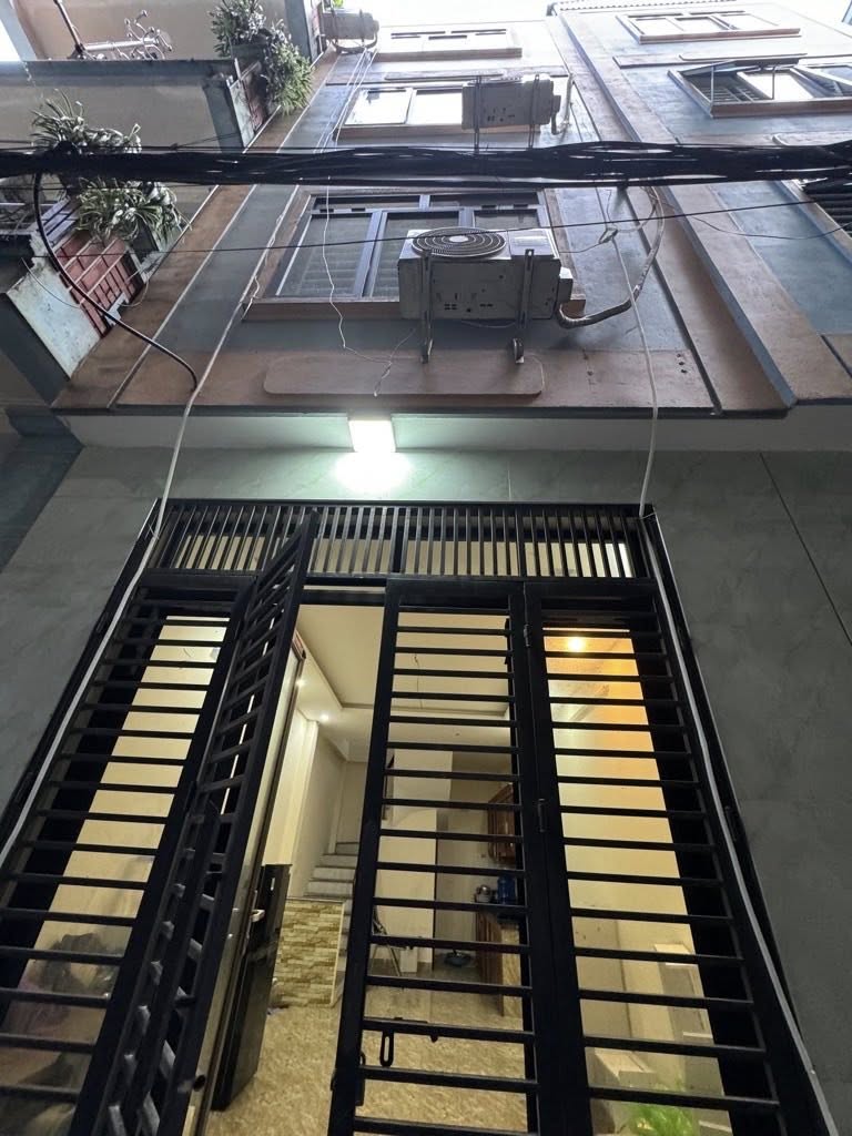 Cần bán gấp nhà mặt phố 30m2, phú lãm hà đông, giá 5,7 tỷ