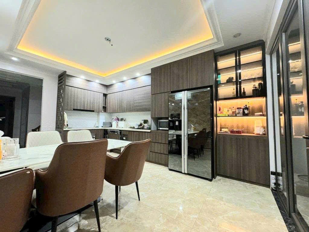 KHU PHÂN LÔ QUÂN ĐỘI - OTO TRÁNH ĐỖ - PHỐ VƯƠNG THỪA VŨ - 55M2 - 6 TẦNG THANG MÁY - GARA - KINH DOANH 