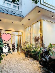 BÁN NHÀ VIP HXT NGUYỄN THỊ THẬP-107M2-3 TẦNG- GIÁ 16,8 TỶ TL