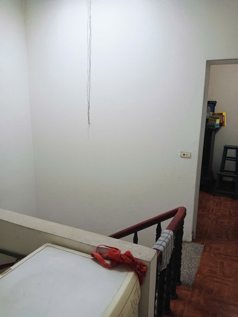NHÀ 3 TẦNG HIẾM NGUYỄN KHOÁI - GIÁ ĐẦU TƯ - DT RỘNG