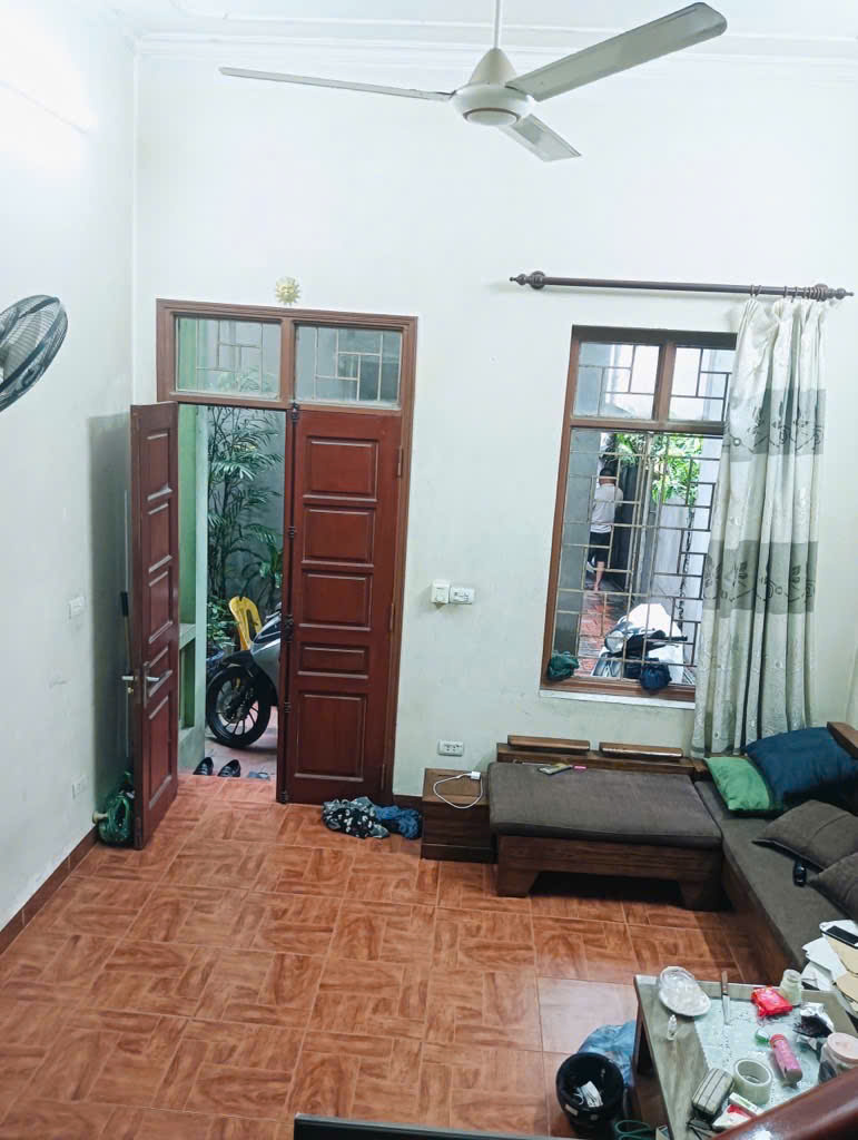NHÀ 3 TẦNG HIẾM NGUYỄN KHOÁI - GIÁ ĐẦU TƯ - DT RỘNG