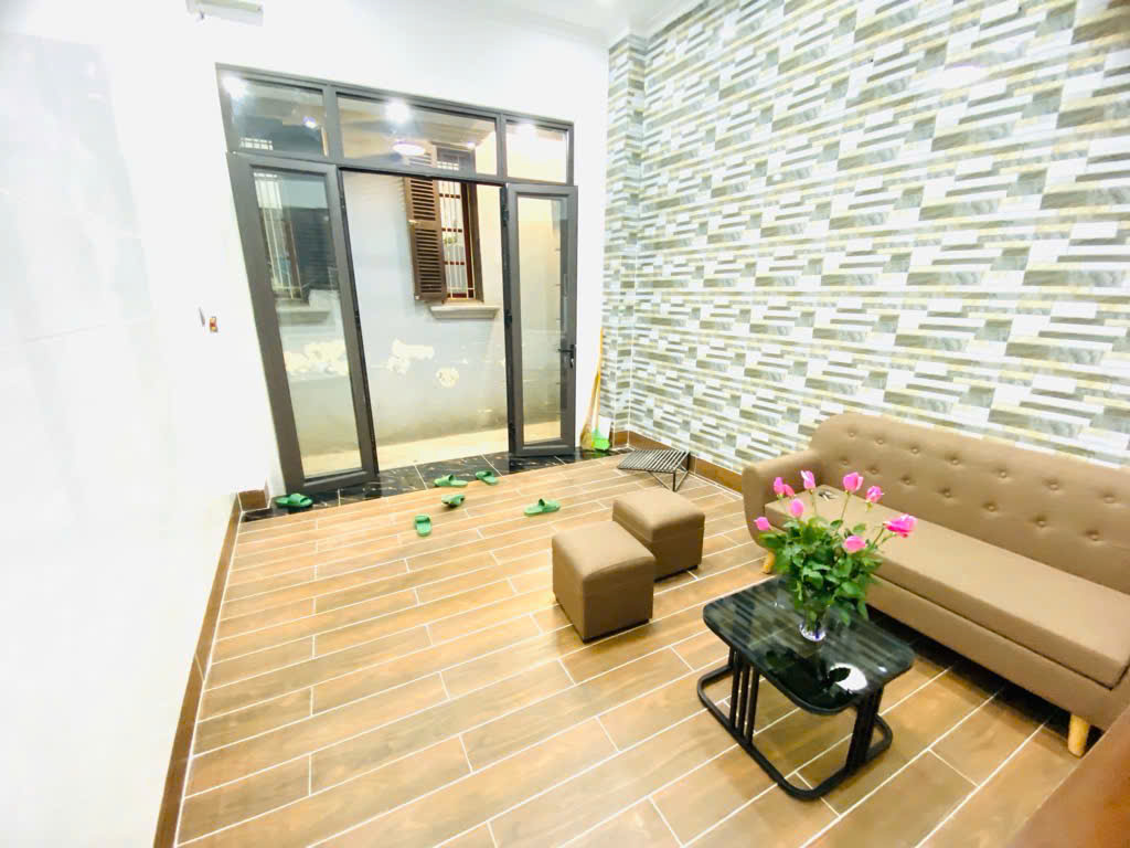 BÁN NHÀ VỊ TRÍ VÀNG - TRUNG TÂM NGÃ TƯ SỞ - 32M2 - 6.6 TỶ