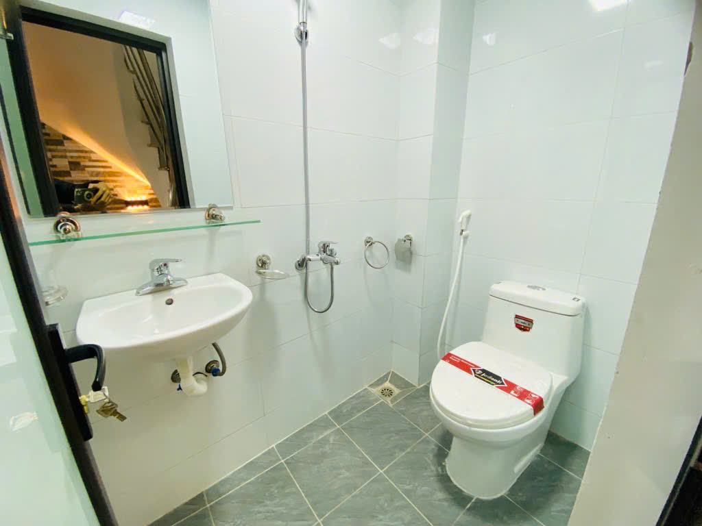 BÁN NHÀ VỊ TRÍ VÀNG - TRUNG TÂM NGÃ TƯ SỞ - 32M2 - 6.6 TỶ