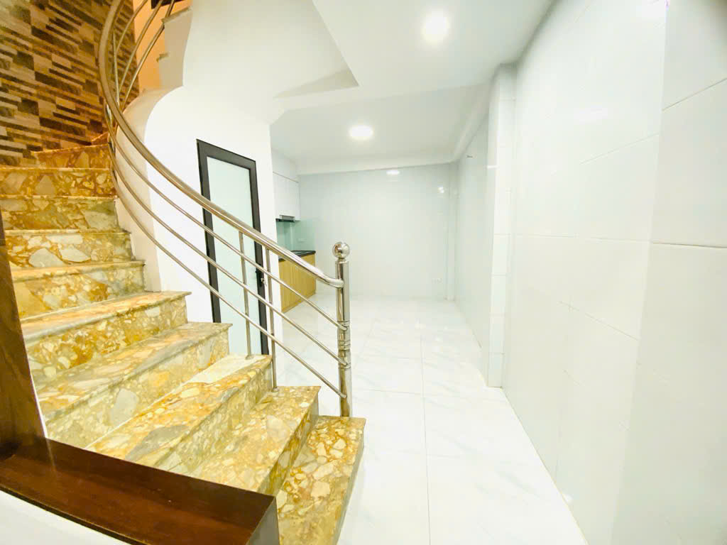 BÁN NHÀ VỊ TRÍ VÀNG - TRUNG TÂM NGÃ TƯ SỞ - 32M2 - 6.6 TỶ