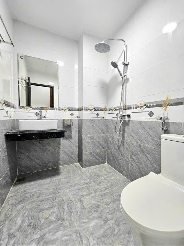 BÁN NHÀ XUÂN ĐỈNH ĐẸP LONG LANH-MỚI TINH-GIÁ 7.5 TỶ