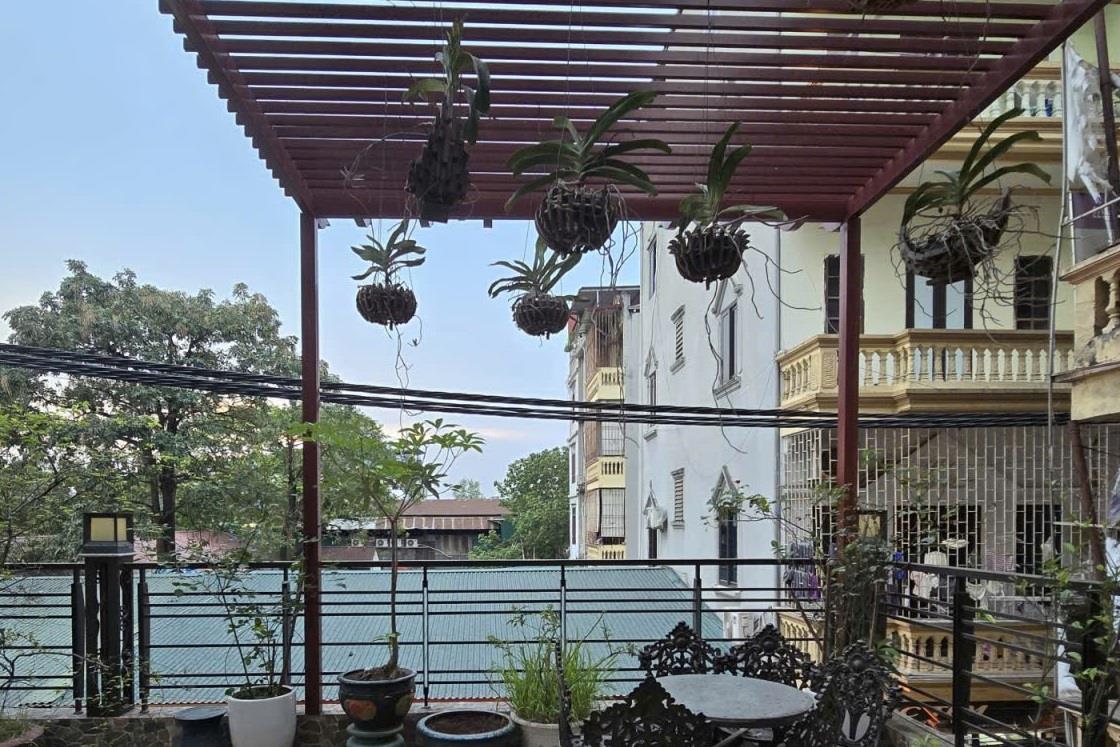 Siêu phẩm khu vực Cổ Nhuế, Bắc Từ Liêm, 3 bước ra phố, ngõ ô tô tránh, 70 m2, mặt tiền 8m,. Mặt