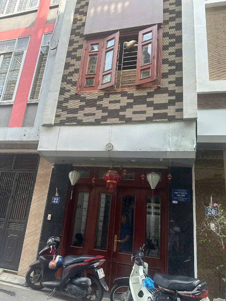 Bán nhà 4 tầng, 2 mặt tiền tại Yên Thường