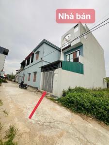 Bán đất sẵn nhà 3 tầng mới xây