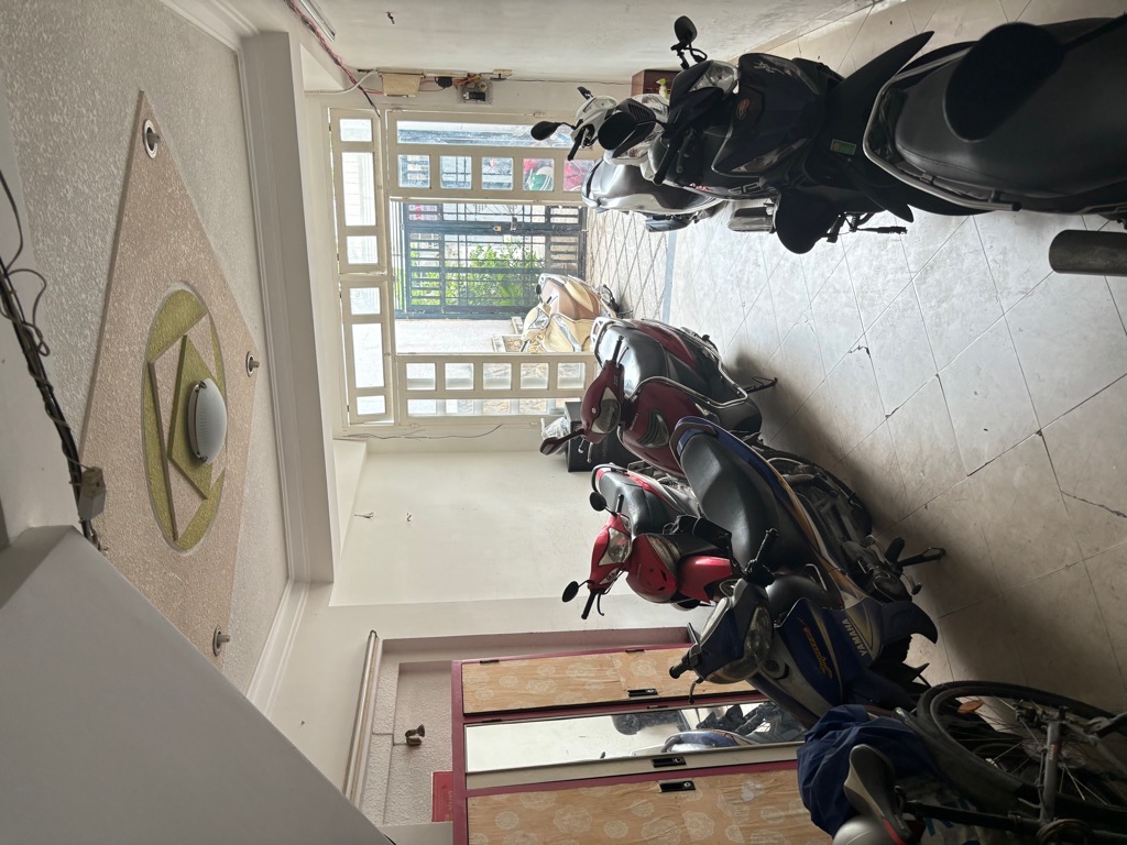 SÁT VÁCH Q1 - SIÊU PHẨM 8 PHÒNG NGỦ HẺM XE HƠI GIÁP PHAN XÍCH LONG, PHÚ NHUẬN. GIÁ CHỈ 9.3