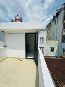 NHỈNH 3 TỶ CÓ NHÀ ĐẸP Ở NGAY, HẺM NGUYỄN CÔNG HOAN, TRUNG TÂM PHÚ NHUẬN, GIÁP PHAN ĐĂNG LƯU, PHAN XÍCH LONG