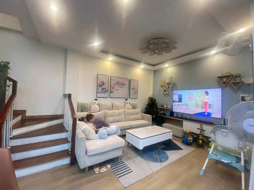 PHẠM VĂN ĐỒNG - 6TẦNG THANG MÁY DT35m - FULL NỘI THẤT - GẦN PHỐ Ô TÔ TRÁNH