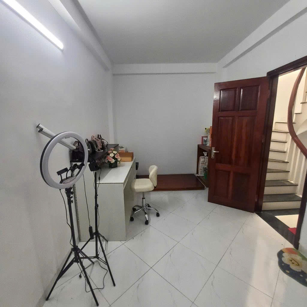 nhà tại văn quán hà đông đầy đủ tiện nghi xung quanh