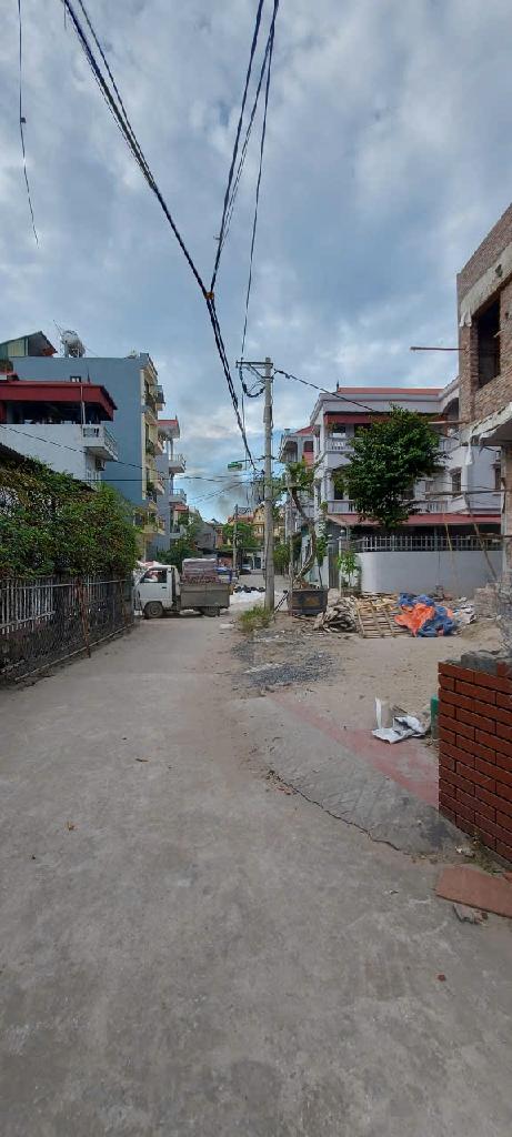 Tây Tựu có nhà đẹp đang xây cần bán, ngõ ô tô tránh, đầy đủ công năng