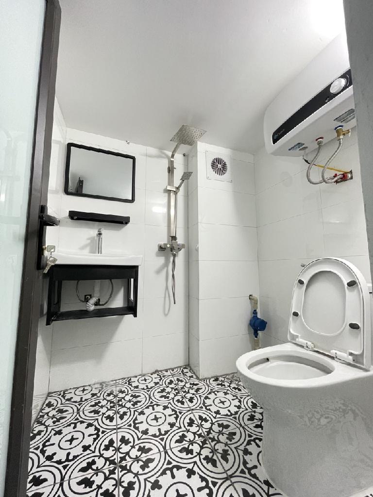9.2 Tỷ - Yên Hòa - 6 tầng - 8 ngủ - Dòng tiền thu nhập 30tr/tháng - Sổ riêng