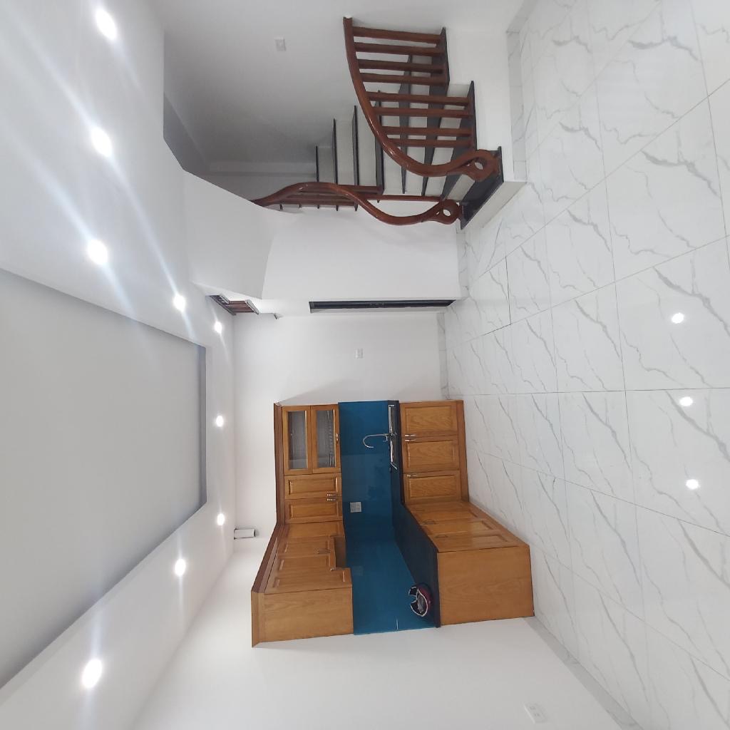 NHÀ CỰC CHẤT. MẶT TIỀN RỘNG THÔNG THOÁNG. 3 BƯỚC CHÂN RA PHỐ ĐỖ OTO. GIÁ 9ty1.