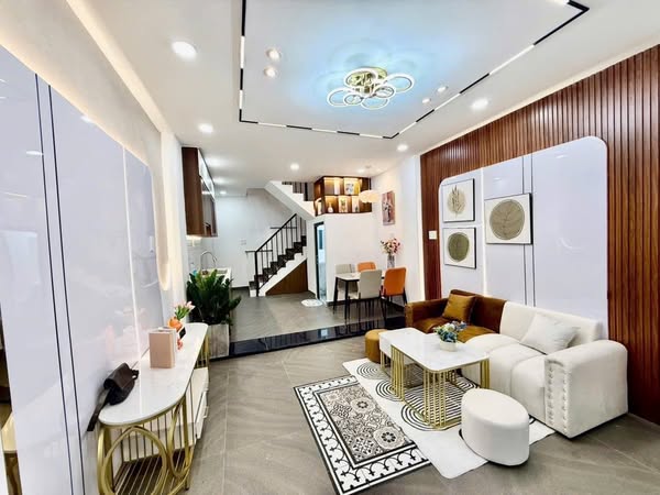 BÁN NHÀ XÔ VIẾT NGHỆ TĨNH P.26 BÌNH THẠNH – HẺM XE HƠI 5-6M – 4 TẦNG – 6PN – 66.8M² – 13 TỶ – HẺM KINH DOANH
