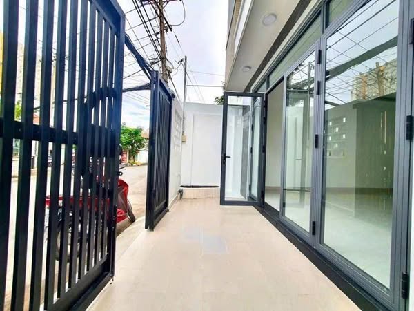 Mặt tiền kinh doanh đa ngành nghề, Thạnh Mỹ Lợi, Quận 2, ngang 6m, giá chỉ 8,3 tỷ