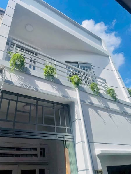 NHÀ 1 TRỆT 1 LẦU HẺM ĐƯỜNG 339 PLB GẦN. ĐƯỜNG ĐỖ XUÂN HỢP. TRƯỜNG VÕ VĂN HÁT. CHỢ 339. PLB Q9 Thủ Đức