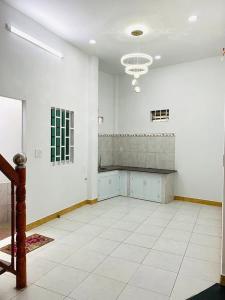 NHÀ 1 TRỆT 1 LẦU HẺM ĐƯỜNG 339 PLB GẦN. ĐƯỜNG ĐỖ XUÂN HỢP. TRƯỜNG VÕ VĂN HÁT. CHỢ 339. PLB Q9 Thủ Đức