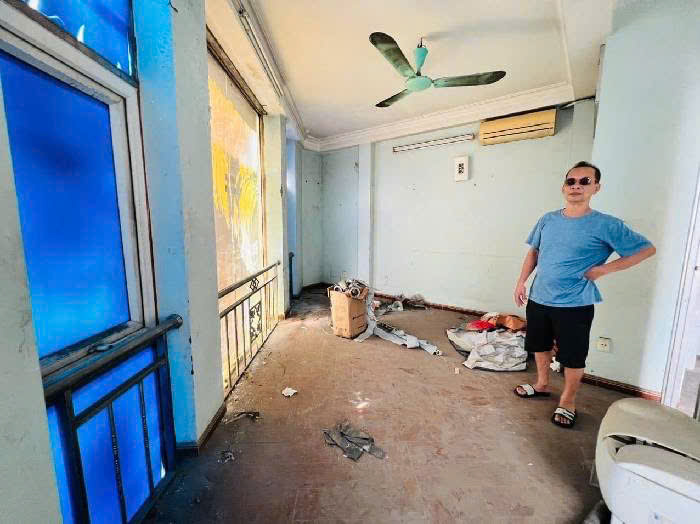 Bán nhà phố Đê La Thành