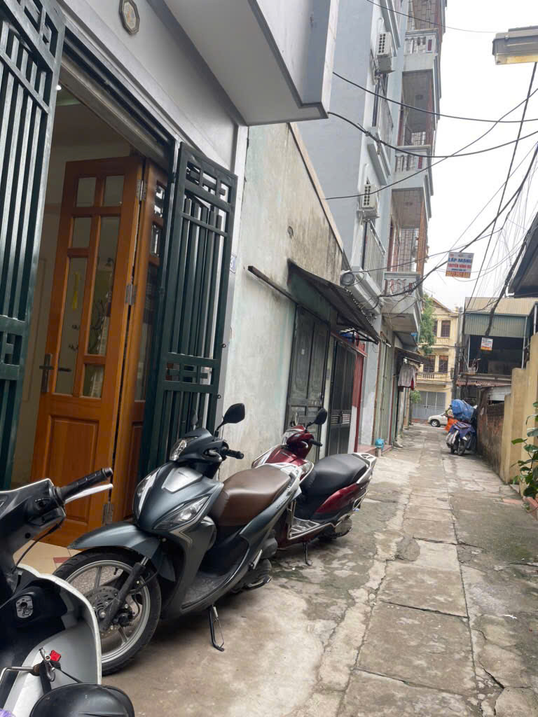 Bán nhà riêng Lĩnh Nam ngõ ô tô thông 31m2 x 5T - nhỉnh 7tỷ