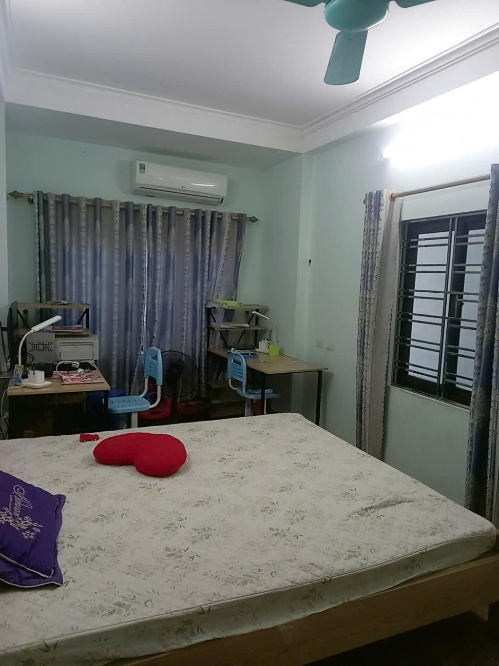 BÁN NHÀ Ở LÊ QUANG ĐẠO – 5 TẦNG – NHÀ DÂN XÂY – NGÕ THÔNG - CÓ Ô CHỜ THANG MÁY – LÔ GÓC – GIÁ 9,450 TỶ