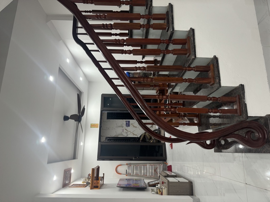 BÁN NHÀ Ở MIÊU NHA (TÂY MỖ) – 39m - 5 TẦNG – NHÀ DÂN XÂY – NỞ HẬU NHẸ - NGÕ THOÁNG NÔNG – 6,4 TỶ